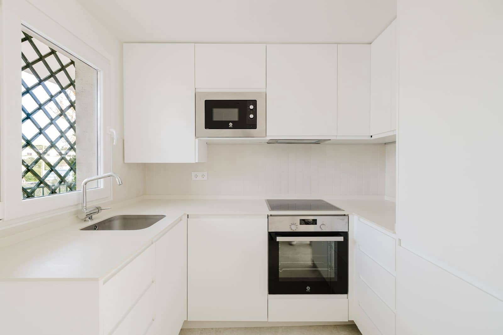 2 soveværelse Lejlighed til salg i Artola - € 371.000 (Ref: 9812143)