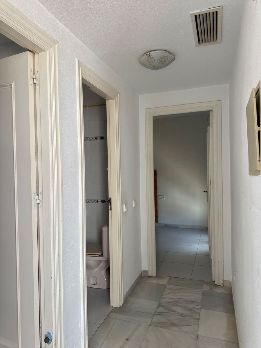 2 sypialnia Penthouse na sprzedaż w Marbella - 390 000 € (Ref: 9812144)