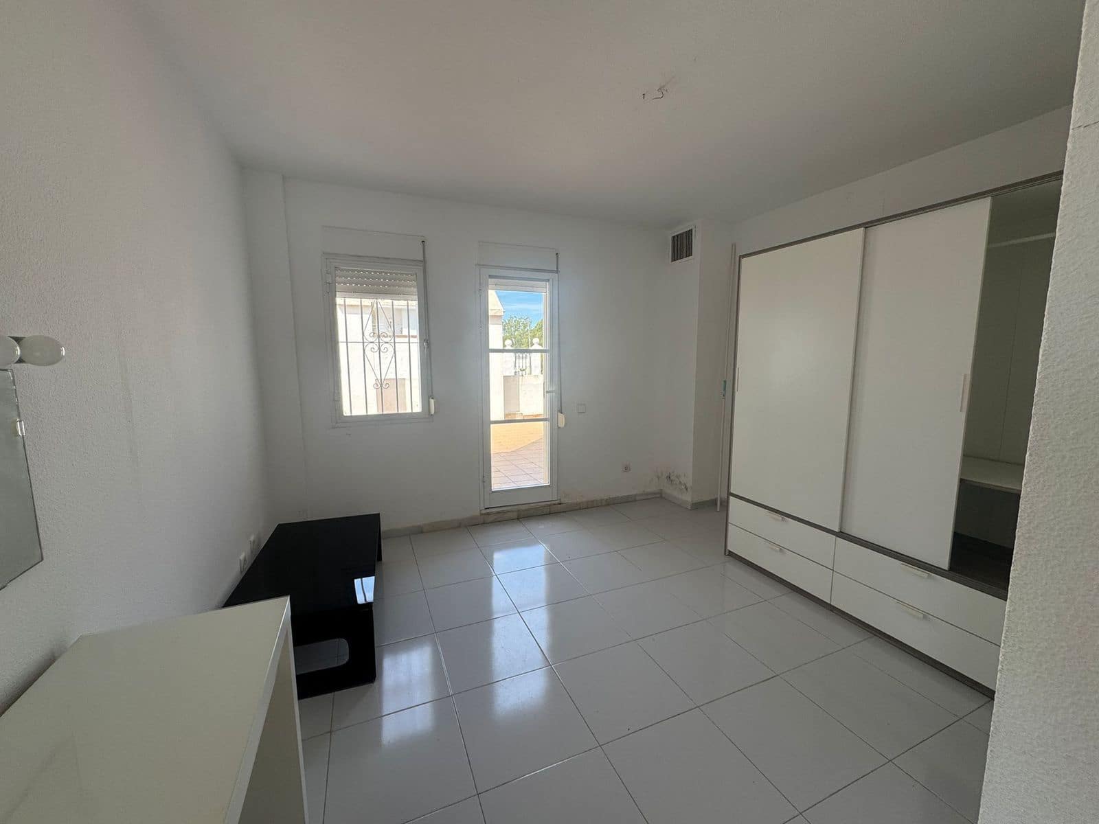 2 sypialnia Penthouse na sprzedaż w Marbella - 390 000 € (Ref: 9812144)