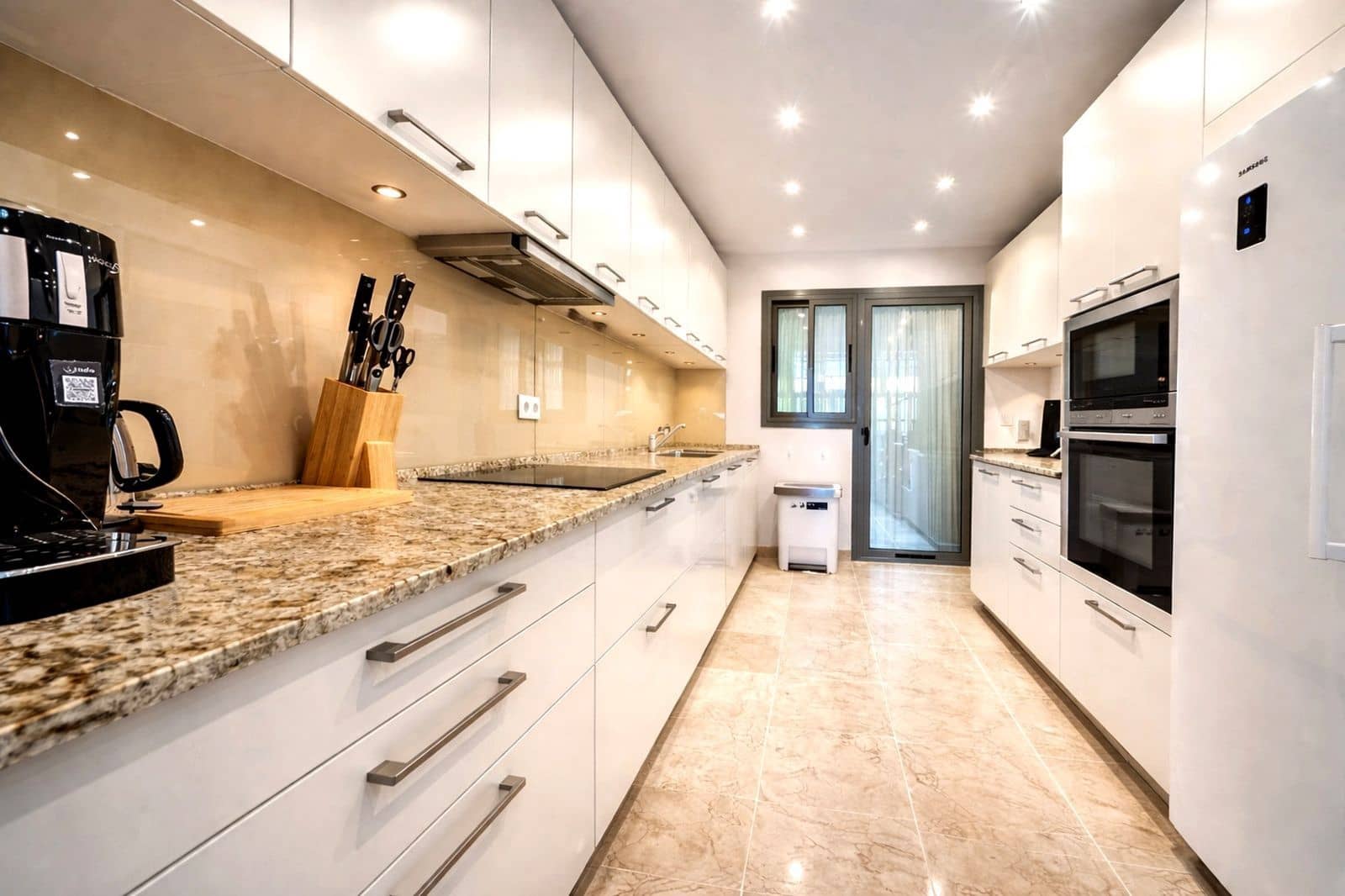 3 slaapkamer Appartement te koop in Los Flamingos - € 895.000 (Ref: 9812149)