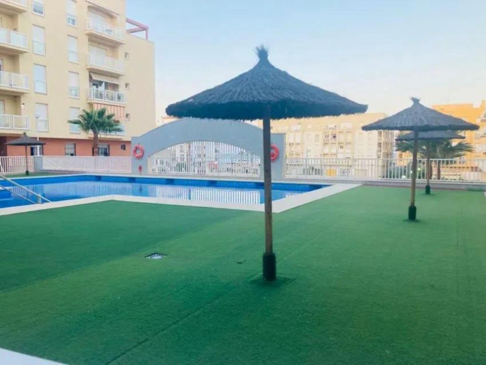 2 slaapkamer Appartement te koop in Manilva - € 328.000 (Ref: 9812150)