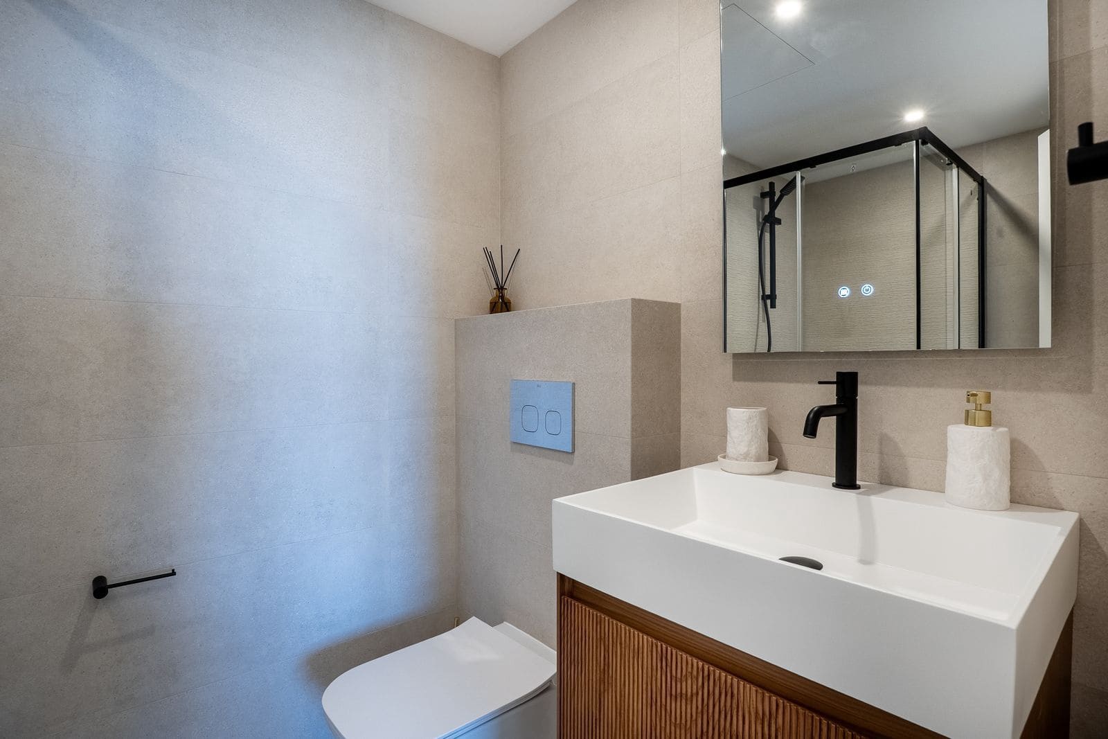 2 quarto Apartamento para venda em Las Chapas - 649 000 € (Ref: 9812154)