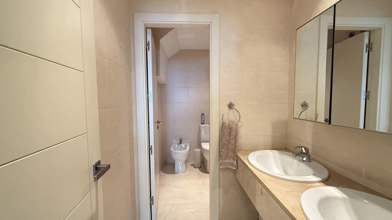 4 bedroom Apartment for sale in Estepona - € 314,500 (Ref: 9812156)