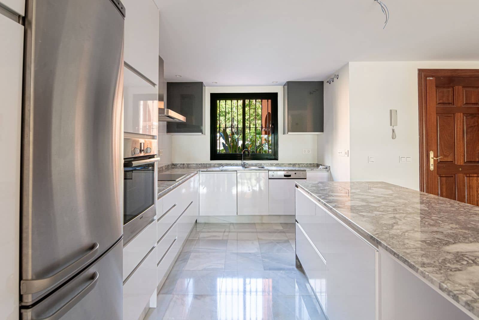 2 sypialnia Apartament na sprzedaż w La Quinta - 675 000 € (Ref: 9812159)