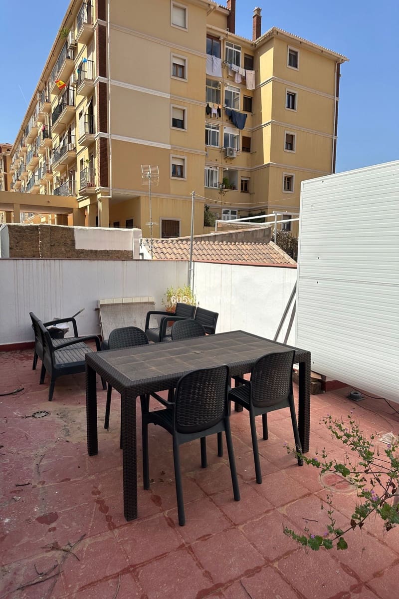 2 soveværelse Lejlighed til salg i Malaga by - € 600.000 (Ref: 9812161)