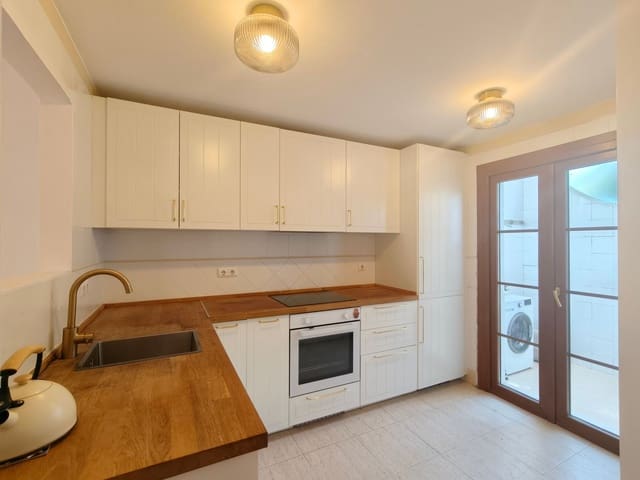 3 soveværelse Byhus til salg i La Alcaidesa - € 630.000 (Ref: 9812166)