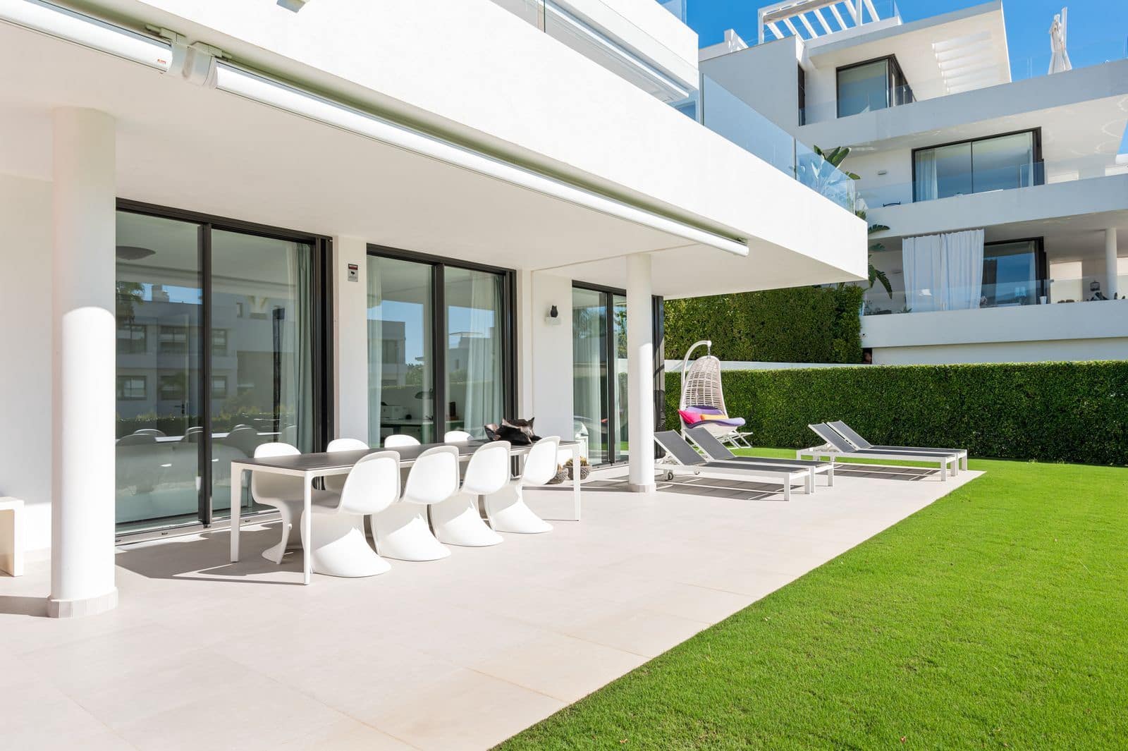 Apartamento de 3 habitaciones en Estepona en venta - 985.000 € (Ref: 9812170)
