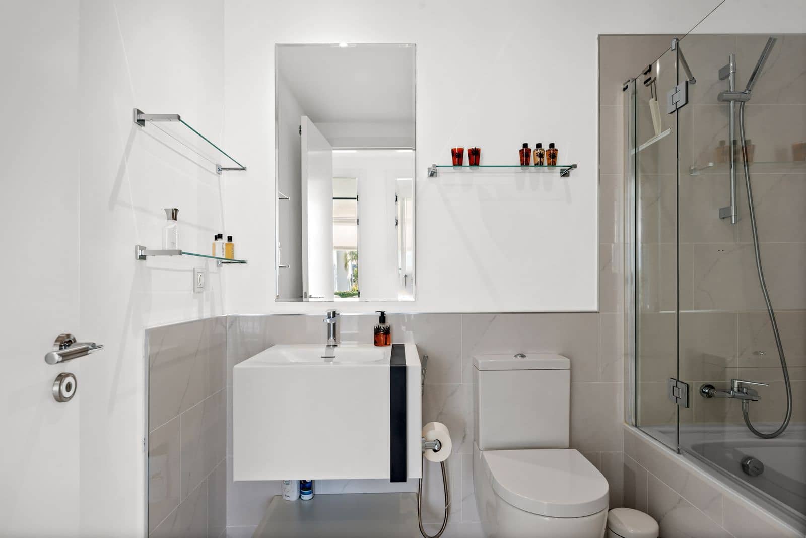 Apartamento de 3 habitaciones en Estepona en venta - 985.000 € (Ref: 9812170)