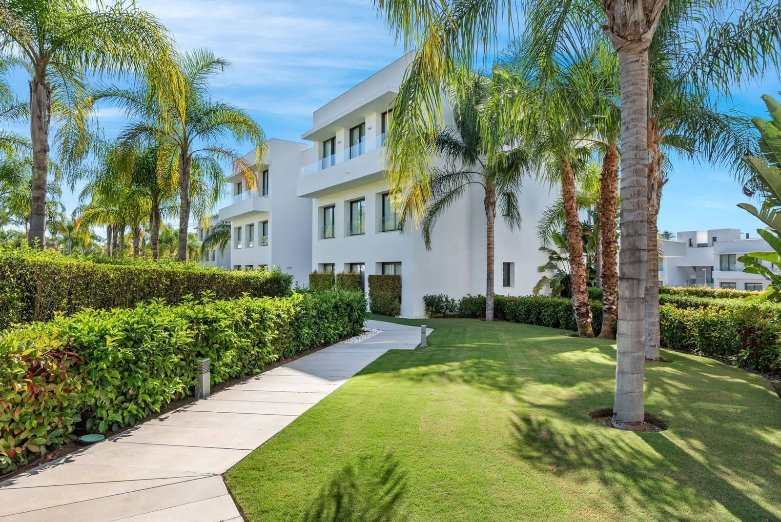 Apartamento de 3 habitaciones en Estepona en venta - 985.000 € (Ref: 9812170)