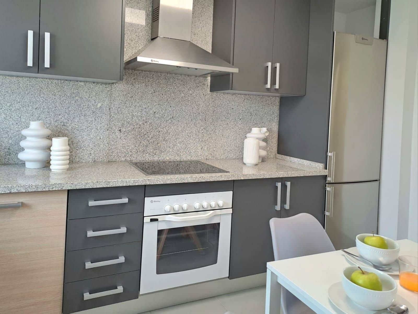 2 quarto Apartamento para venda em Estepona - 320 000 € (Ref: 9812172)