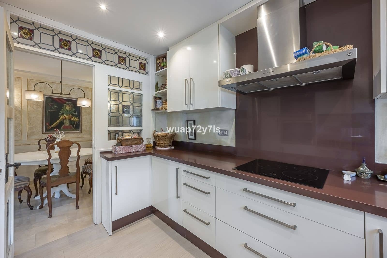 2 slaapkamer Halfvrijstaande villa te koop in Benahavis - € 925.000 (Ref: 9812173)