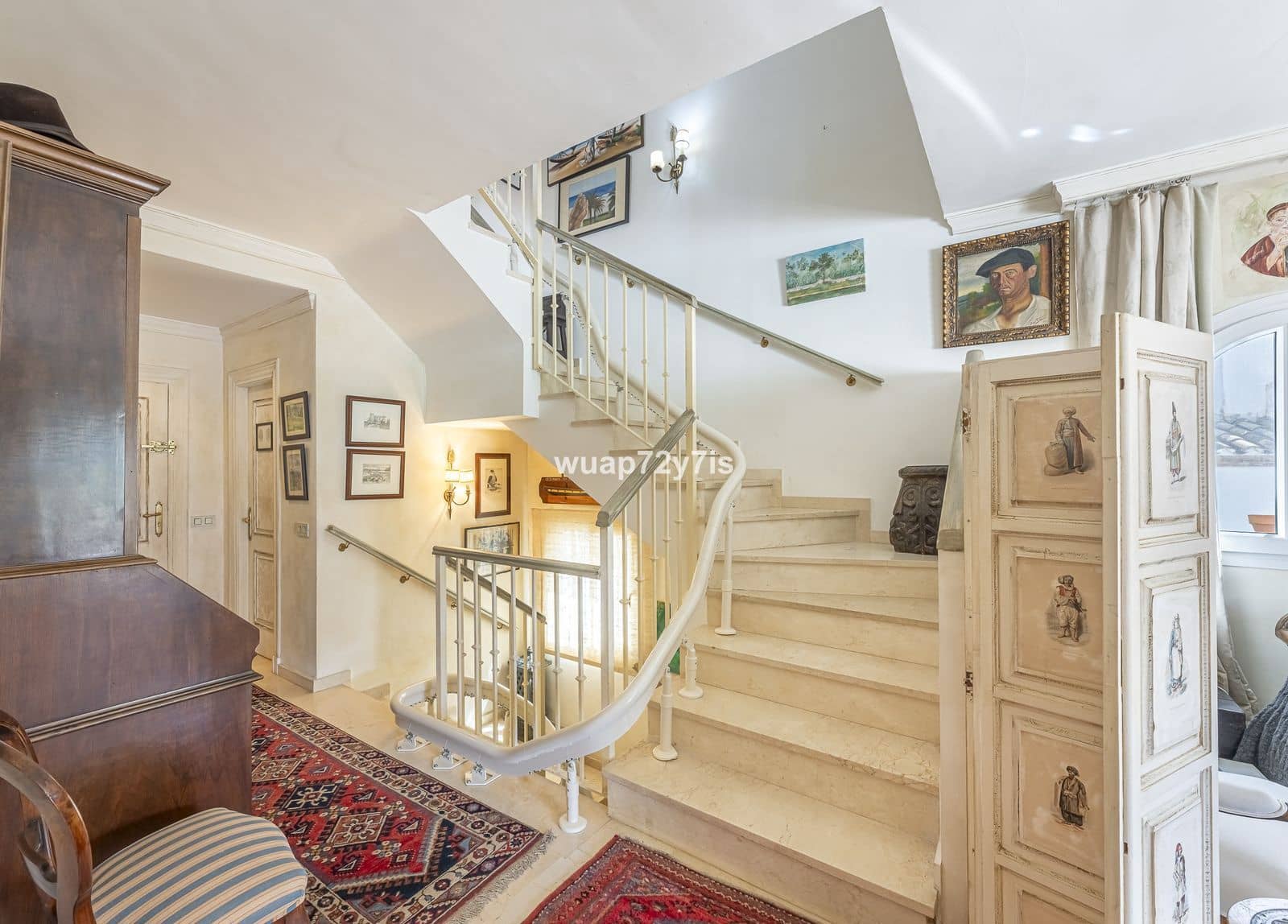 2 slaapkamer Halfvrijstaande villa te koop in Benahavis - € 925.000 (Ref: 9812173)