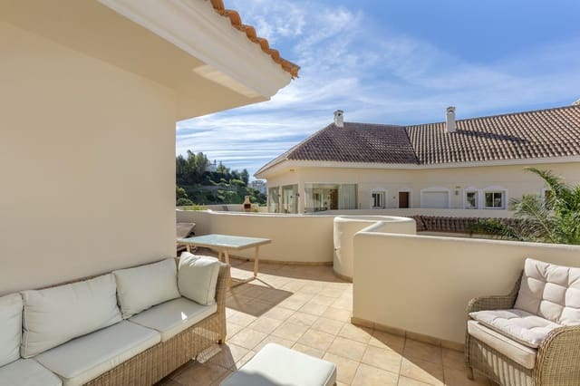 2 sovrum Lägenhet till salu i Nueva Andalucia, Marbella - 475 000 € (Ref: 9812174)
