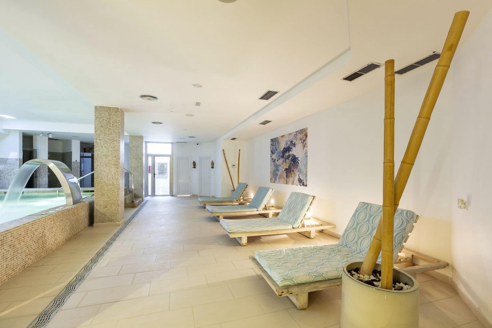 2 Zimmer Apartment zu verkaufen in Nueva Andalucia - 475.000 € (Ref: 9812174)