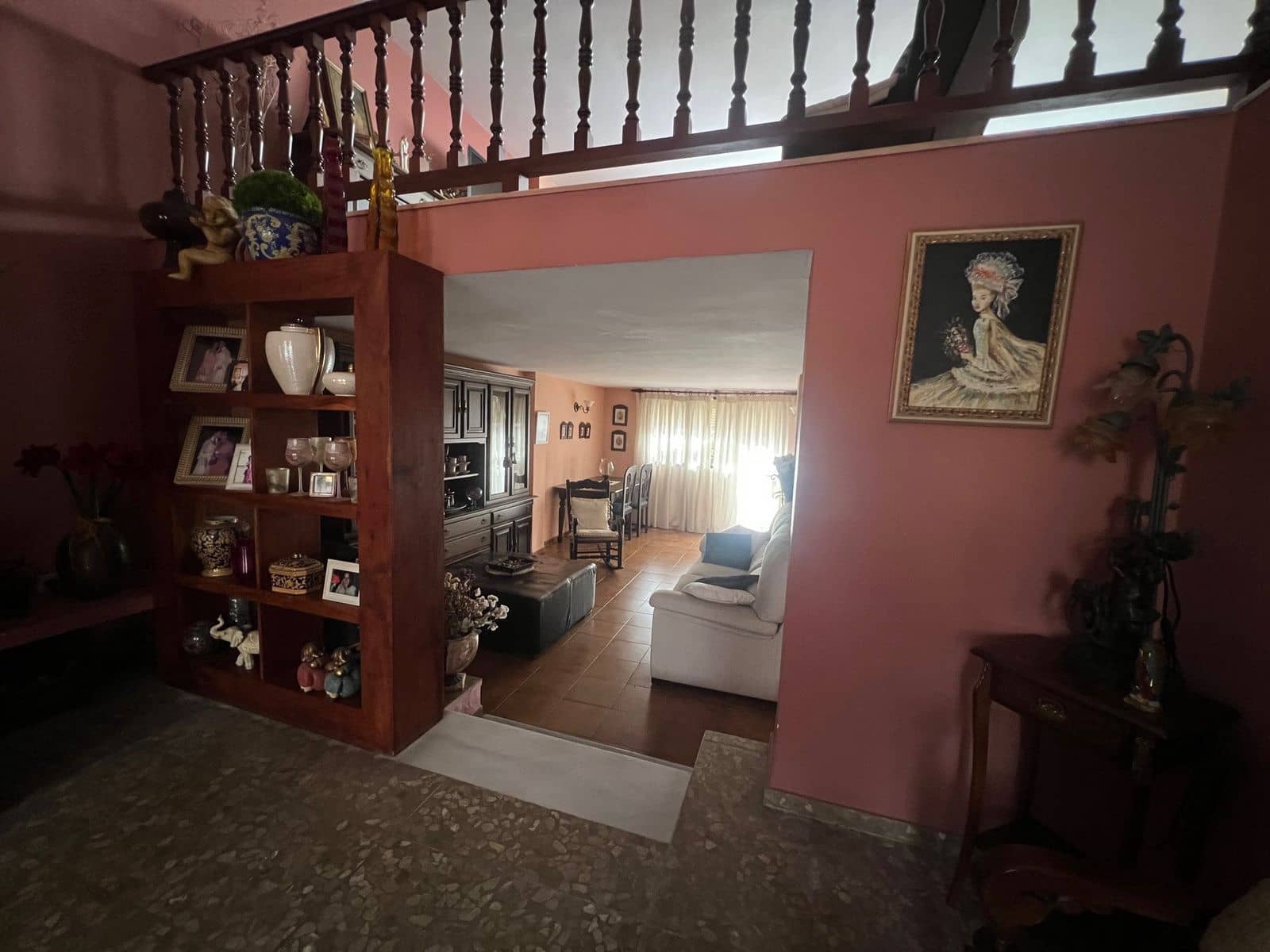 6 sovrum Semi-fristående Villa till salu i Estepona - 620 000 € (Ref: 9812177)
