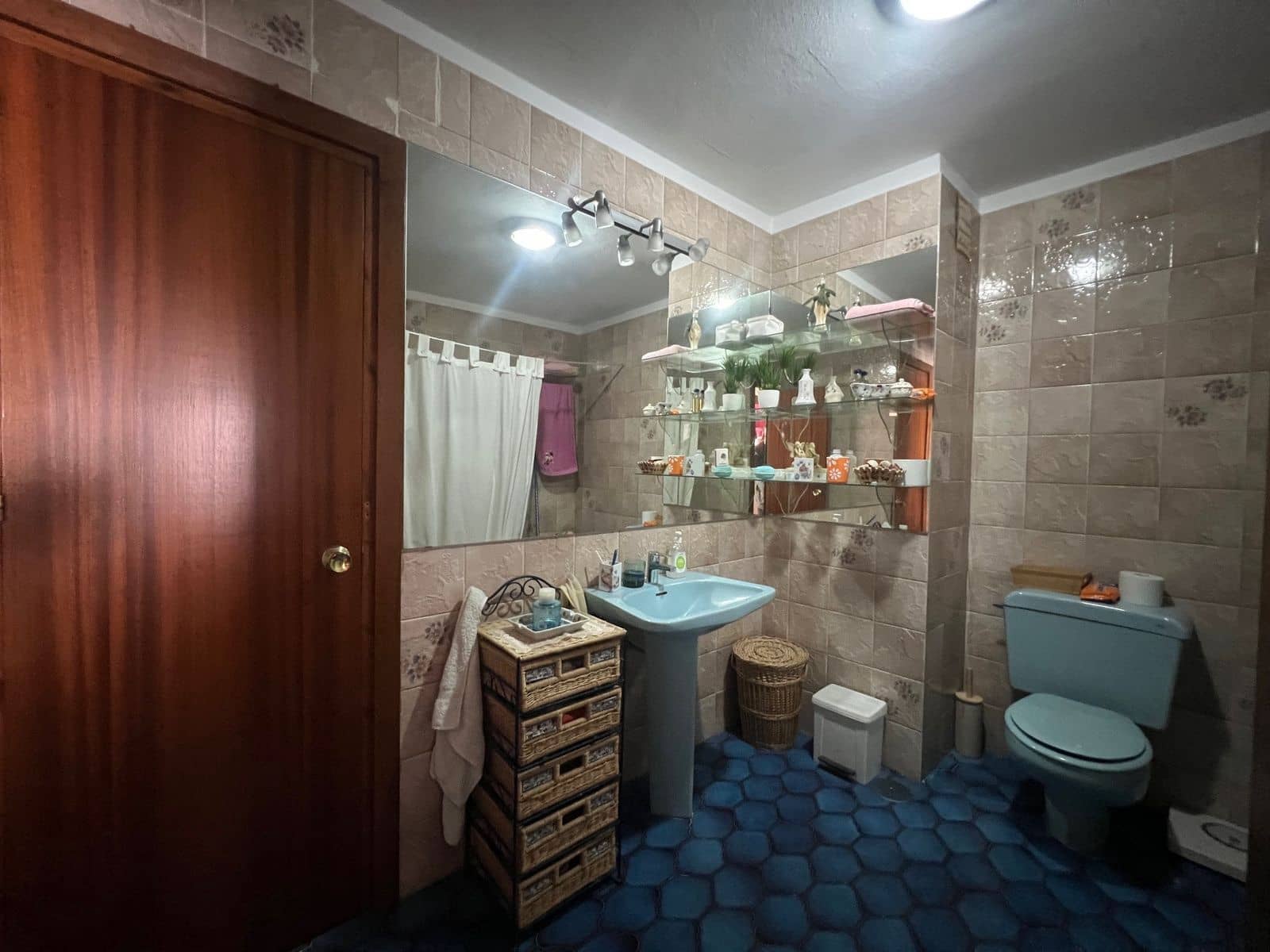 6 sovrum Semi-fristående Villa till salu i Estepona - 620 000 € (Ref: 9812177)