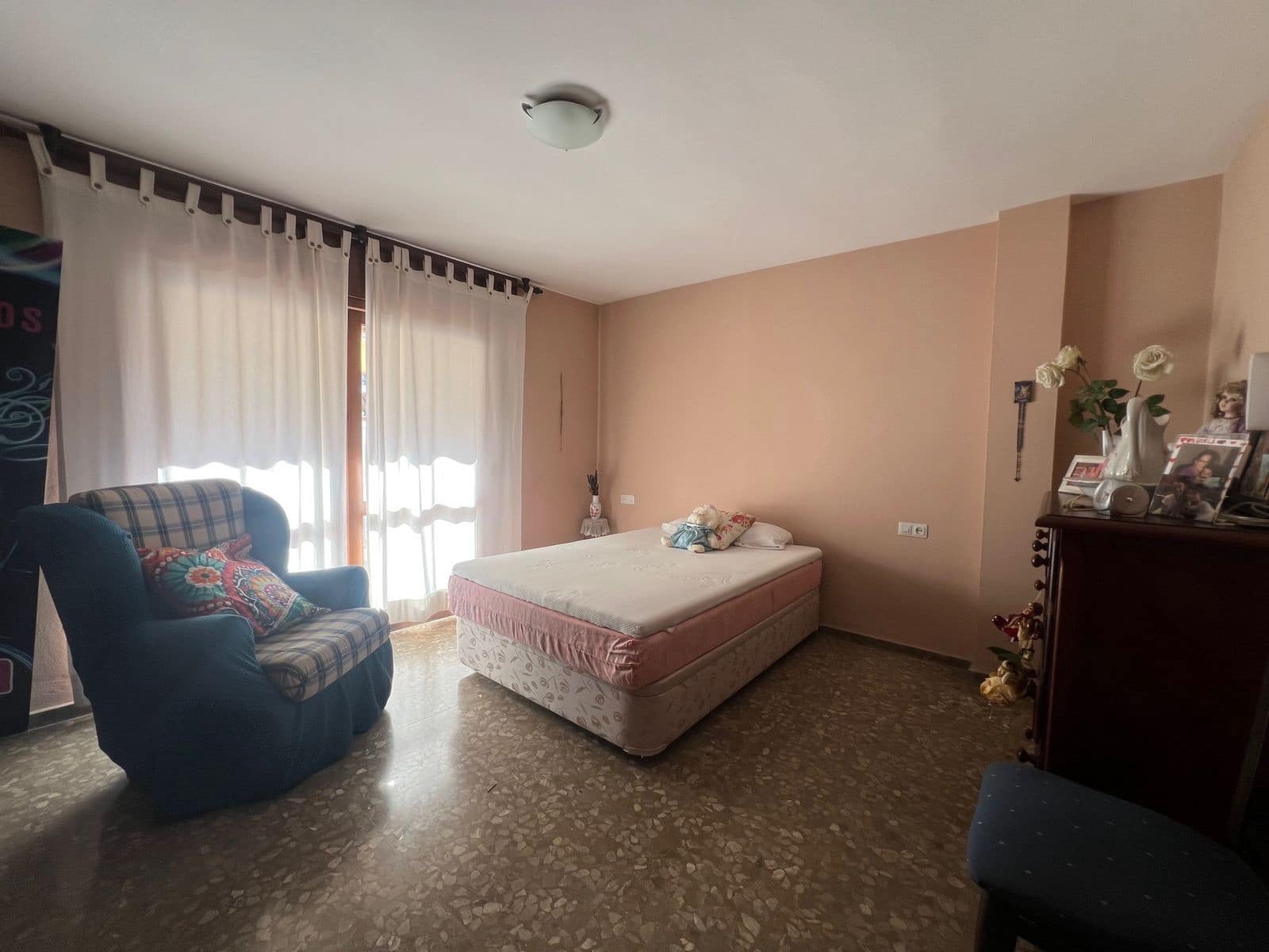 6 sovrum Semi-fristående Villa till salu i Estepona - 620 000 € (Ref: 9812177)