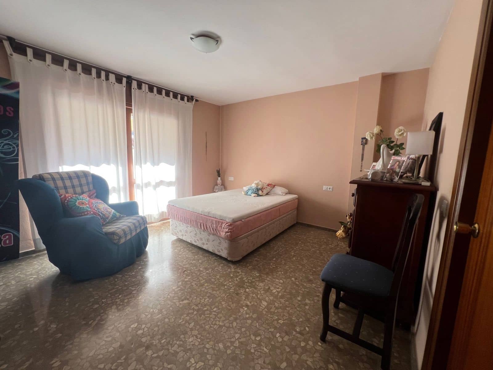 6 sovrum Semi-fristående Villa till salu i Estepona - 620 000 € (Ref: 9812177)