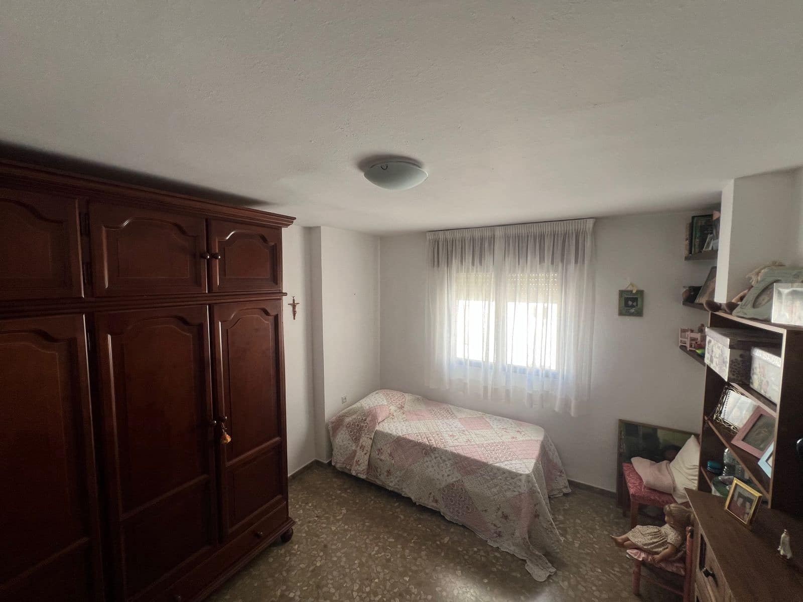 6 sovrum Semi-fristående Villa till salu i Estepona - 620 000 € (Ref: 9812177)