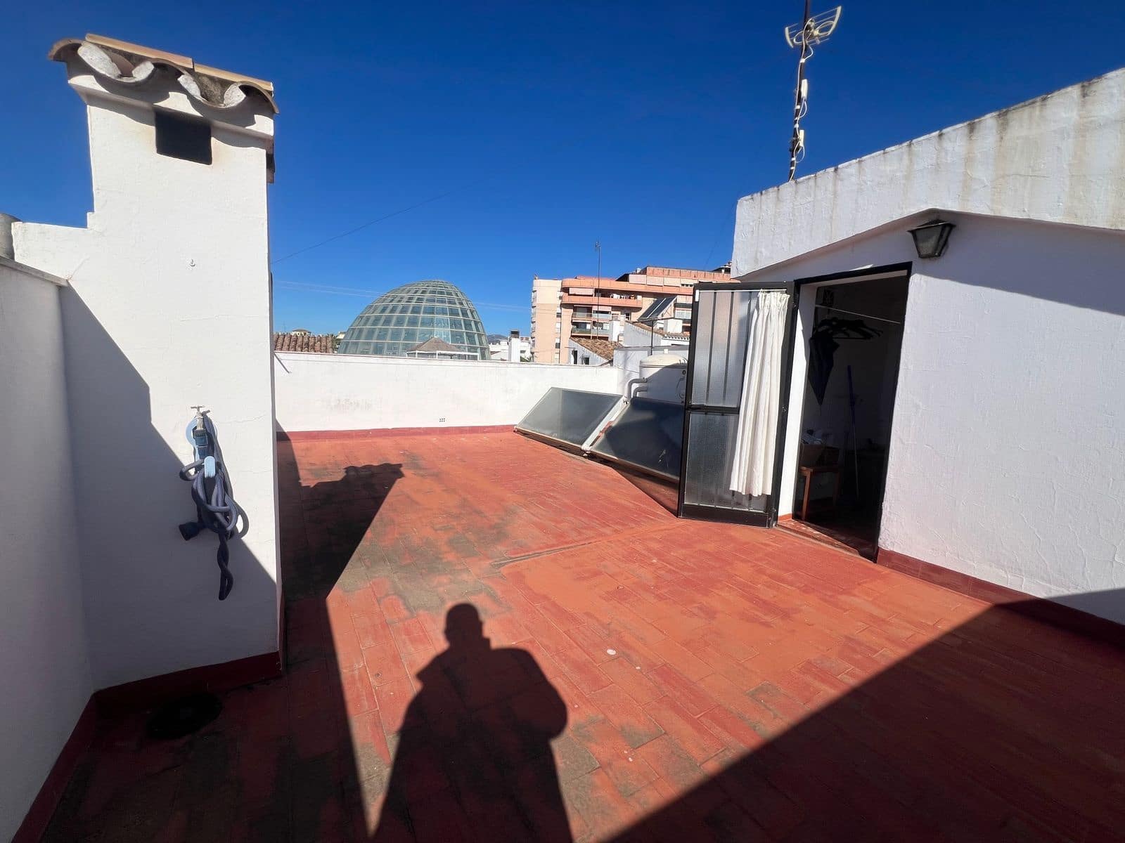 6 sovrum Semi-fristående Villa till salu i Estepona - 620 000 € (Ref: 9812177)