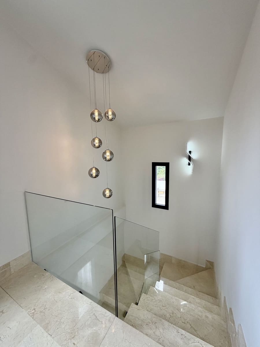 5 chambre Villa/Maison à vendre à Puerto Banus - 2 200 000 € (Ref: 9812178)