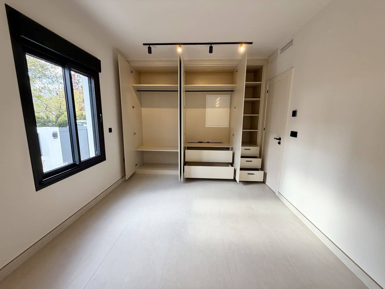 5 chambre Villa/Maison à vendre à Puerto Banus - 2 200 000 € (Ref: 9812178)