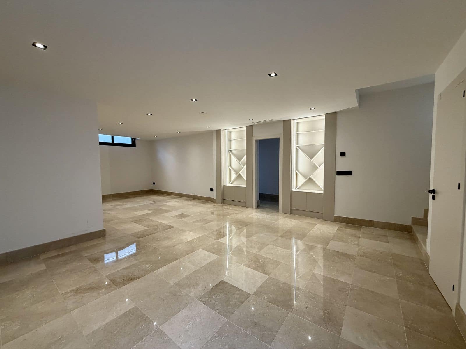 5 chambre Villa/Maison à vendre à Puerto Banus - 2 200 000 € (Ref: 9812178)