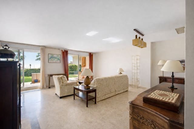 3 makuuhuone Omakotitalo myytävänä paikassa Buenas Noches, Estepona - 450 000 € (Ref: 9812179)