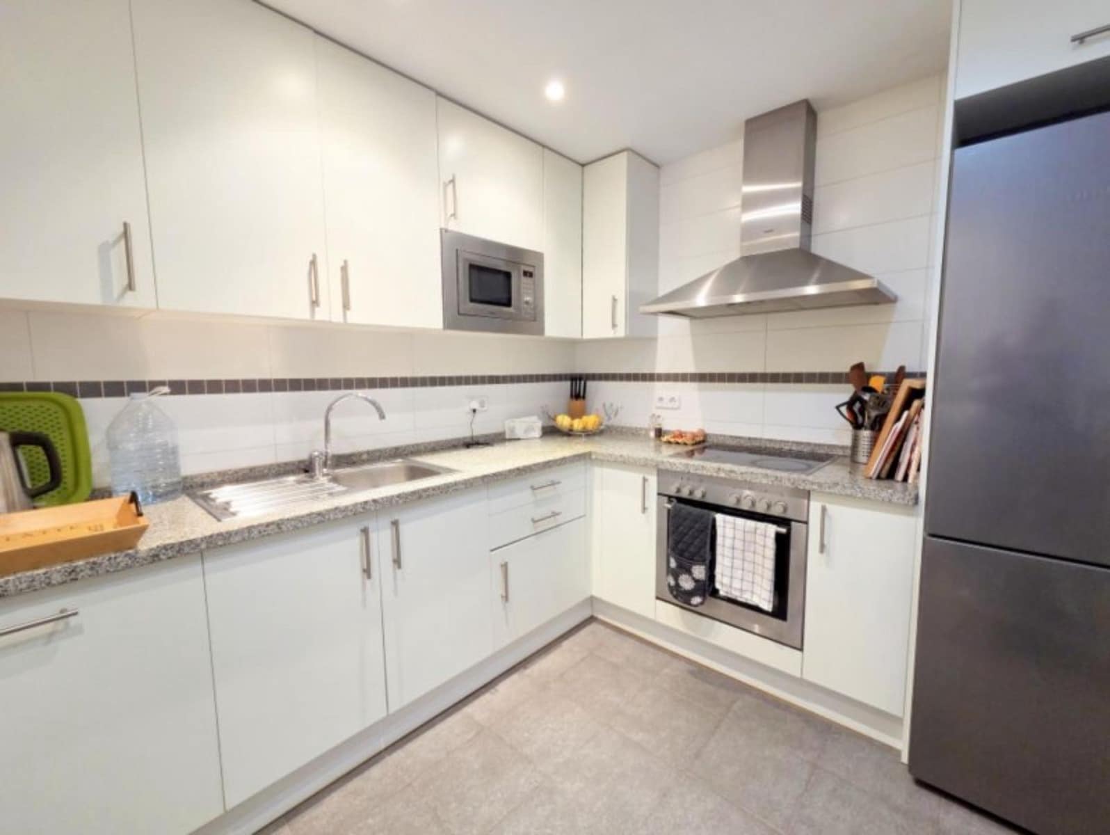 Apartamento de 3 habitaciones en Casares en venta - 415.000 € (Ref: 9812181)
