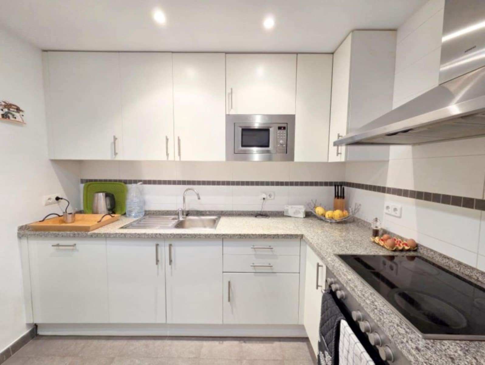 Apartamento de 3 habitaciones en Casares en venta - 415.000 € (Ref: 9812181)