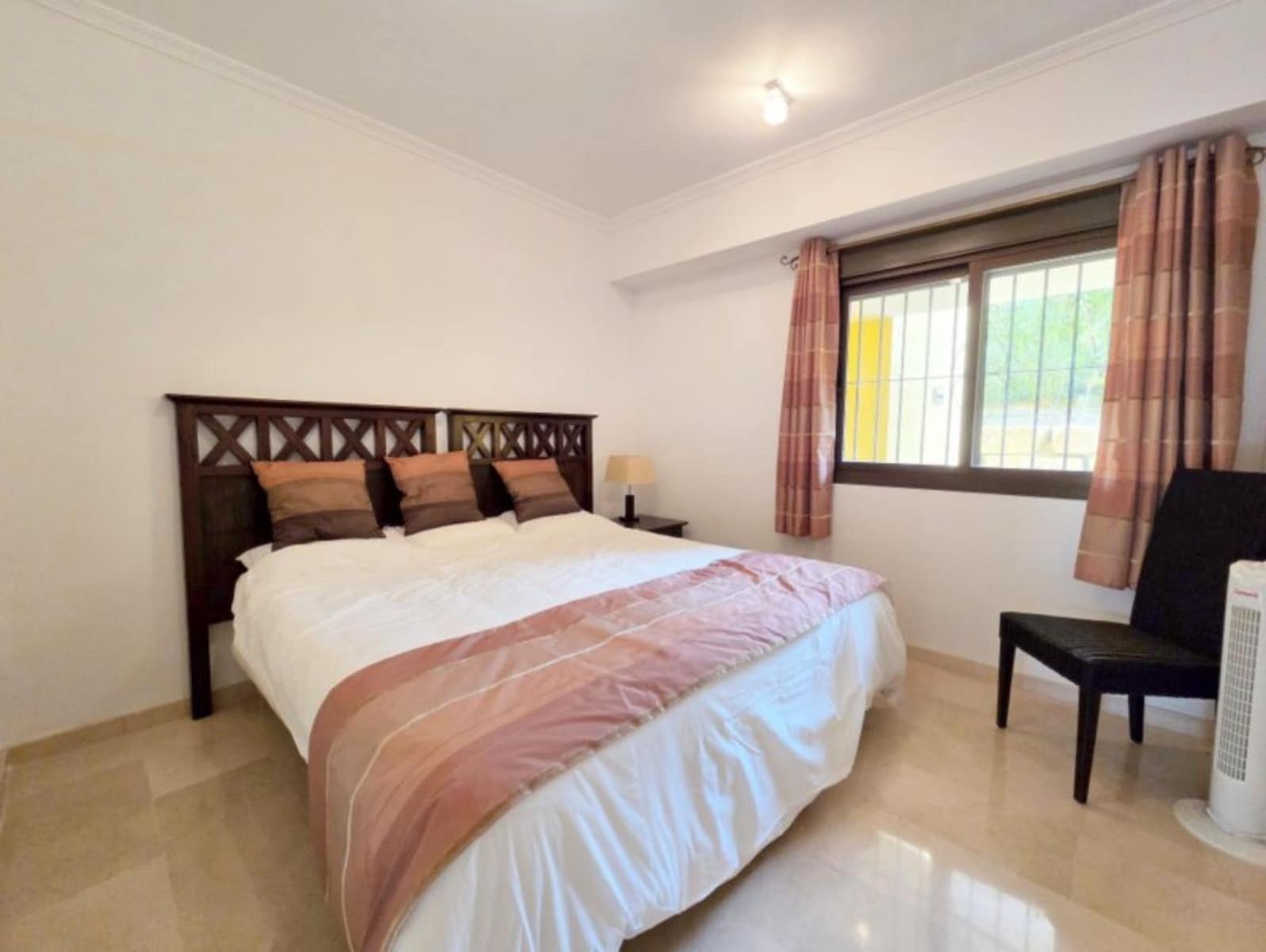 Apartamento de 3 habitaciones en Casares en venta - 415.000 € (Ref: 9812181)