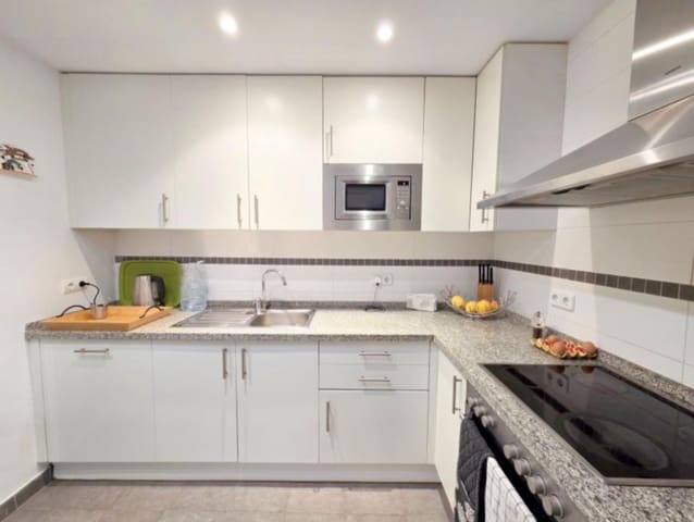 Apartamento de 3 habitaciones en Casares en venta - 415.000 € (Ref: 9812181)