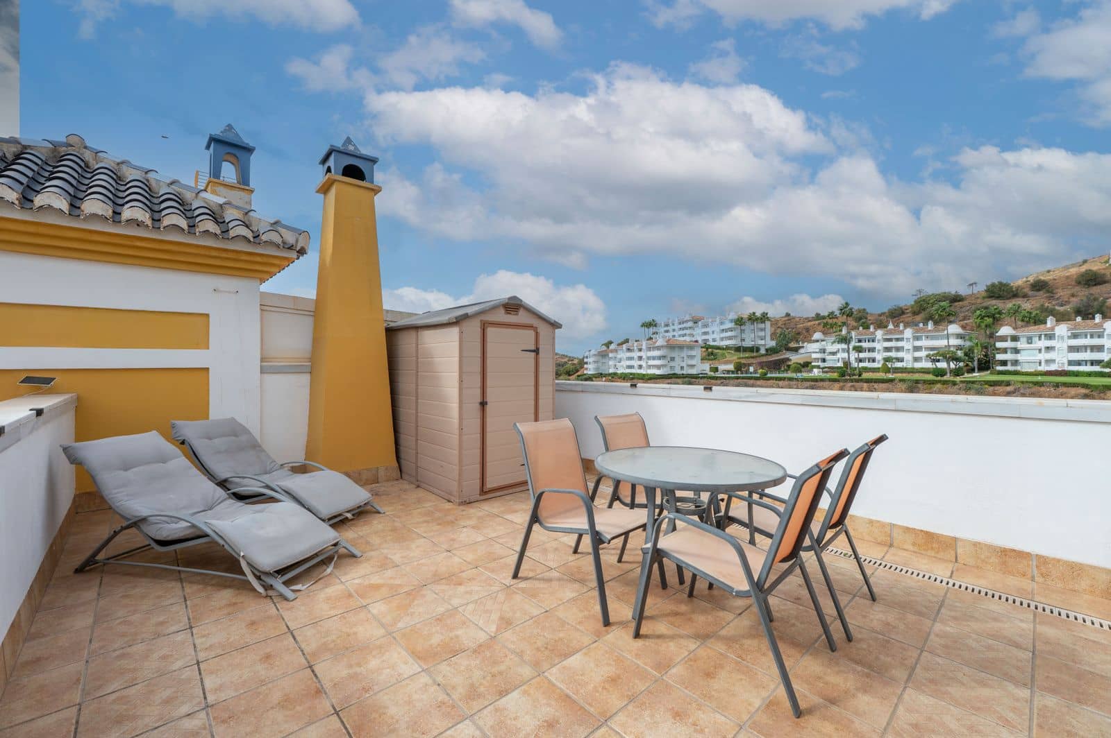3 quarto Moradia Geminada para venda em Mijas Costa - 699 950 € (Ref: 9812183)