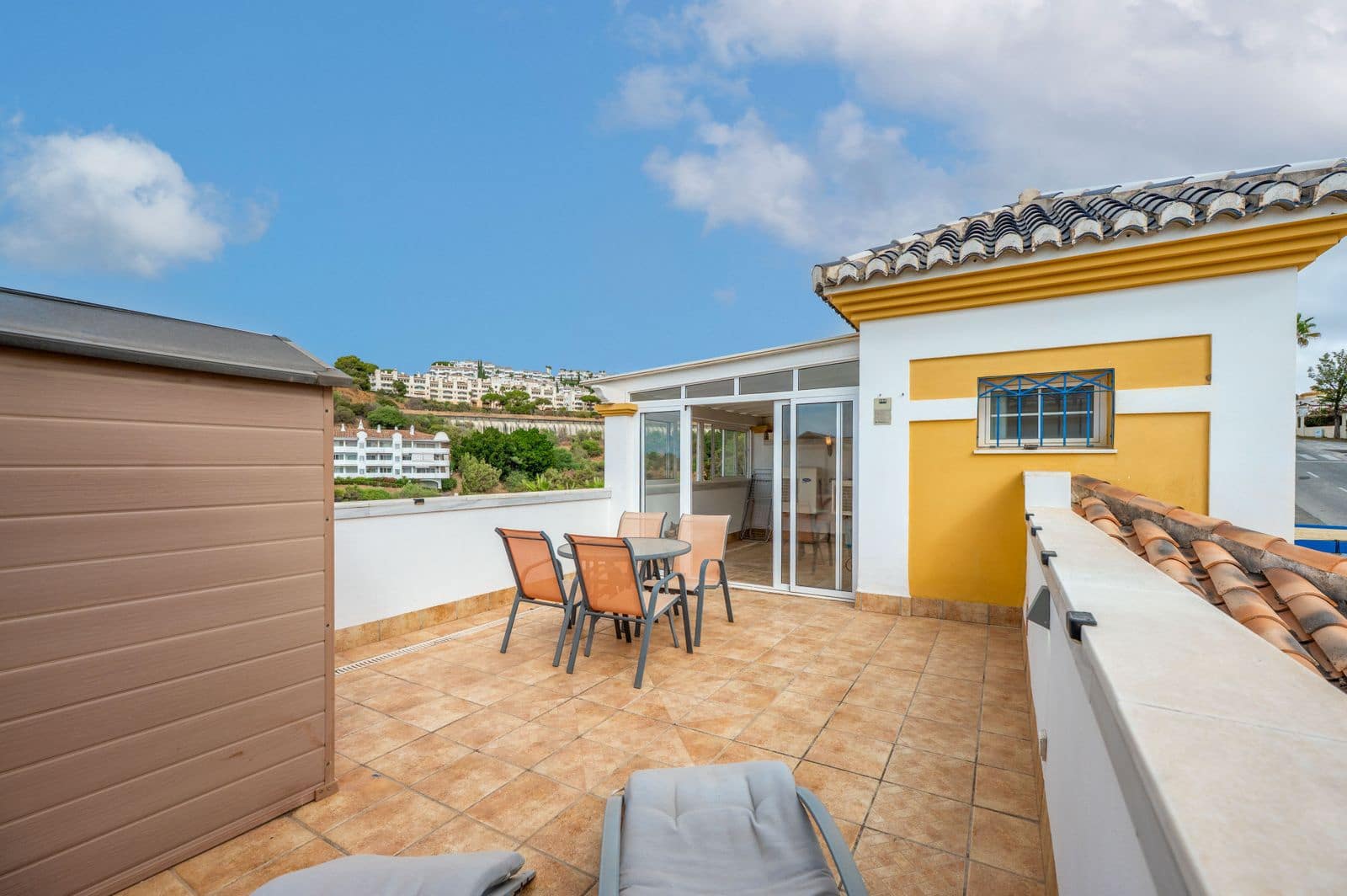 3 quarto Moradia Geminada para venda em Mijas Costa - 699 950 € (Ref: 9812183)