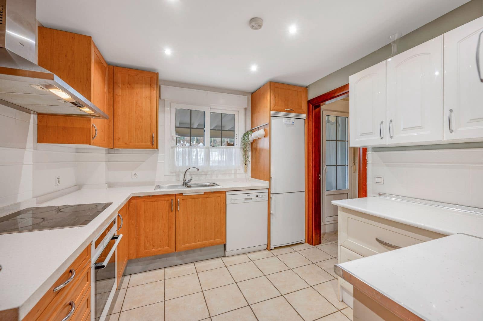3 quarto Moradia Geminada para venda em Mijas Costa - 699 950 € (Ref: 9812183)