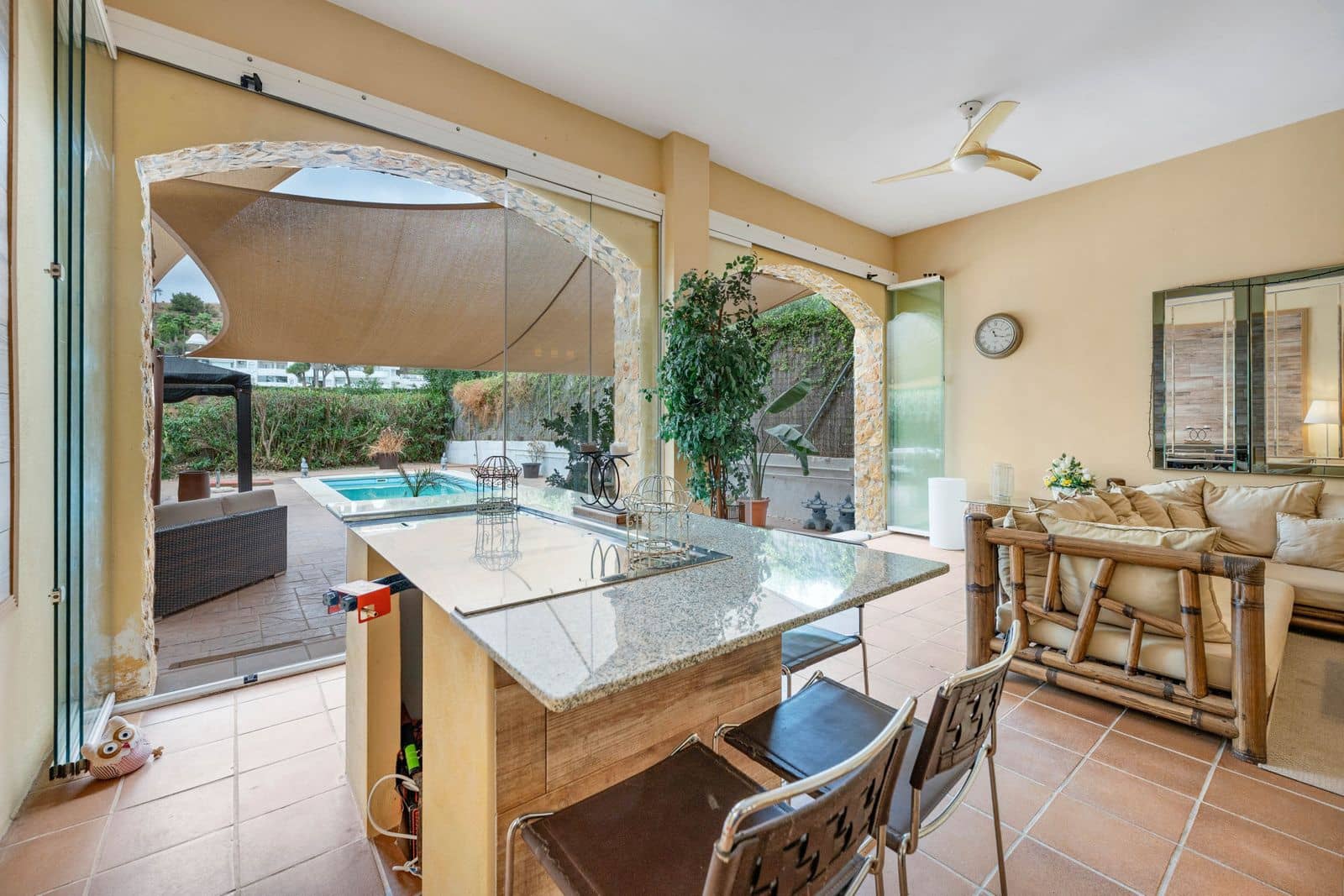 3 quarto Moradia Geminada para venda em Mijas Costa - 699 950 € (Ref: 9812183)