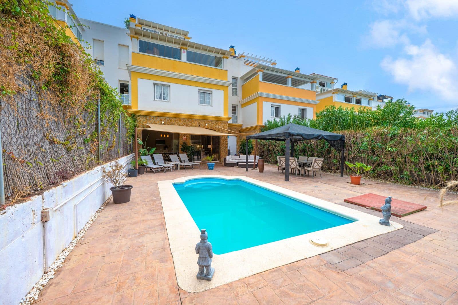 3 quarto Moradia Geminada para venda em Mijas Costa - 699 950 € (Ref: 9812183)