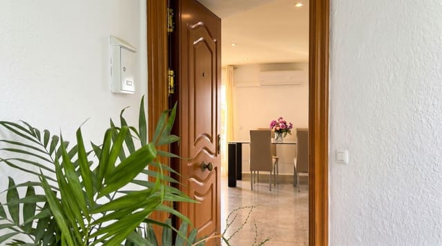 2 sovrum Lägenhet till salu i Torremolinos - 335 000 € (Ref: 9812189)