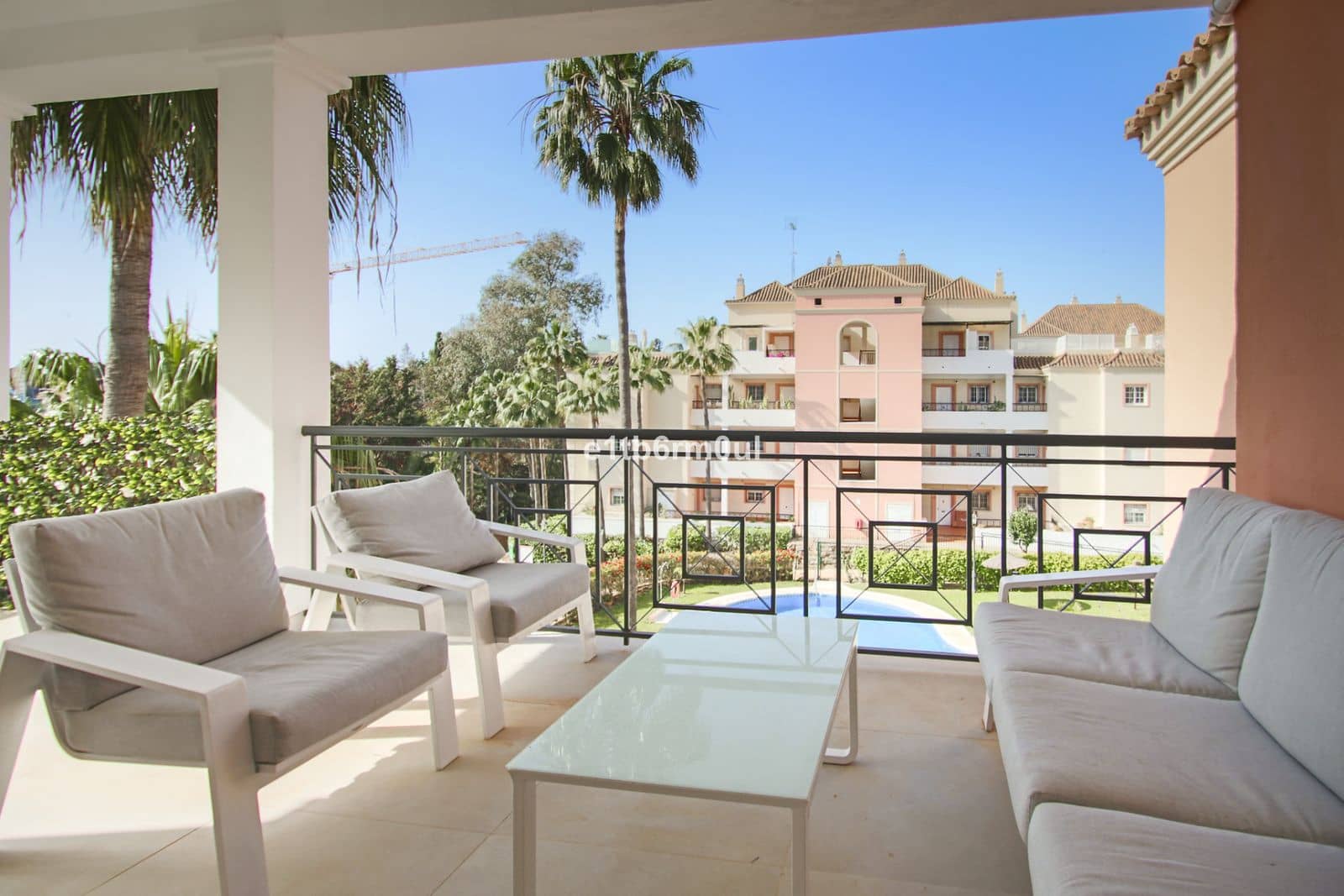 2 Zimmer Apartment zu verkaufen in Nueva Andalucia - 695.000 € (Ref: 9812190)