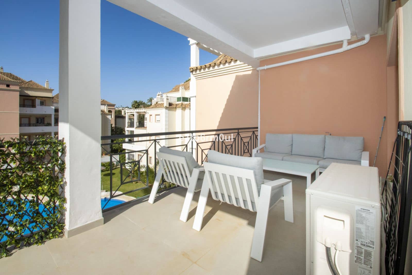2 Zimmer Apartment zu verkaufen in Nueva Andalucia - 695.000 € (Ref: 9812190)