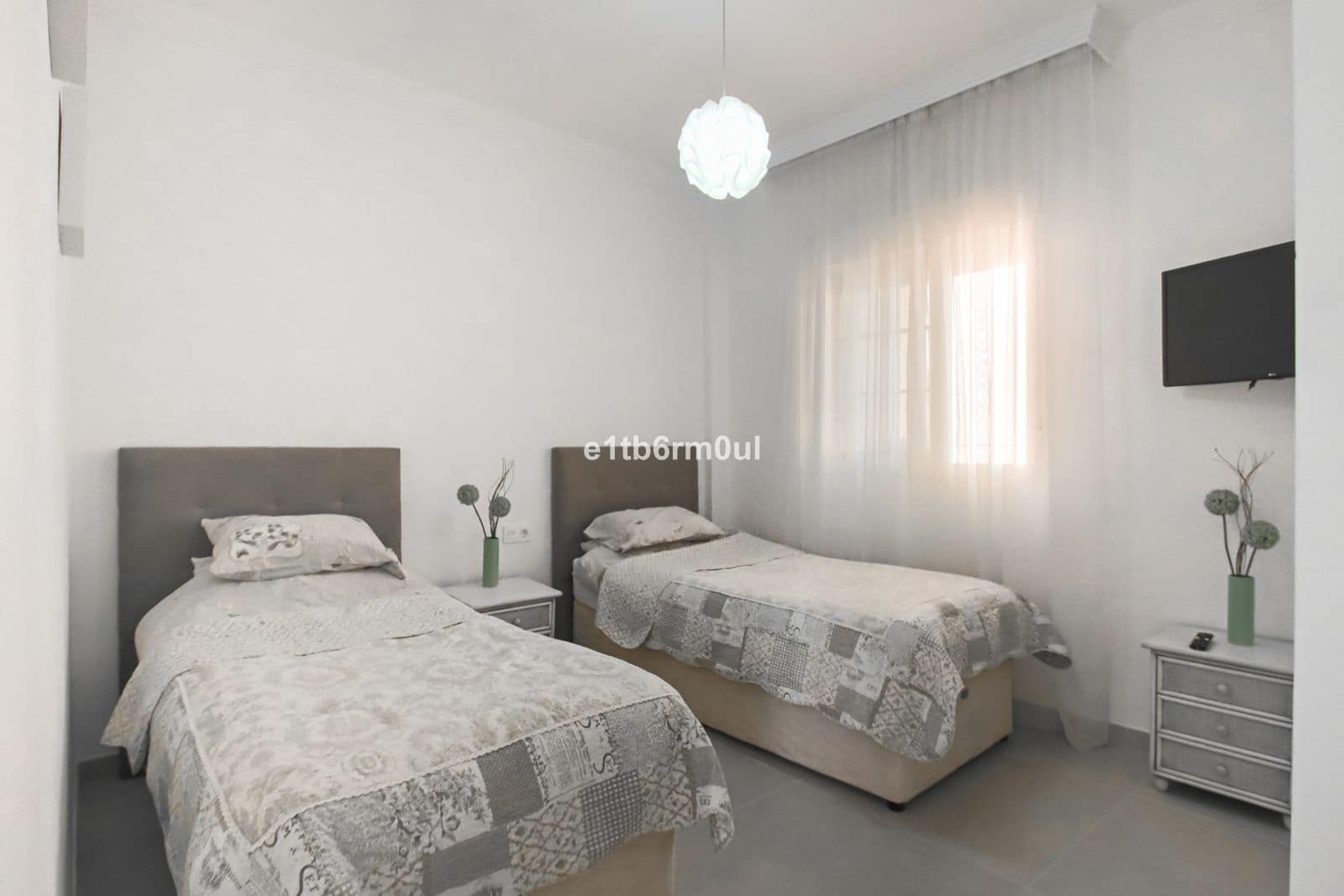 2 Zimmer Apartment zu verkaufen in Nueva Andalucia - 695.000 € (Ref: 9812190)