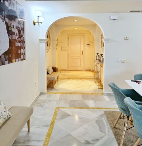 Apartamento de 2 habitaciones en Nueva Andalucia, Marbella en venta - 525.000 € (Ref: 9812191)