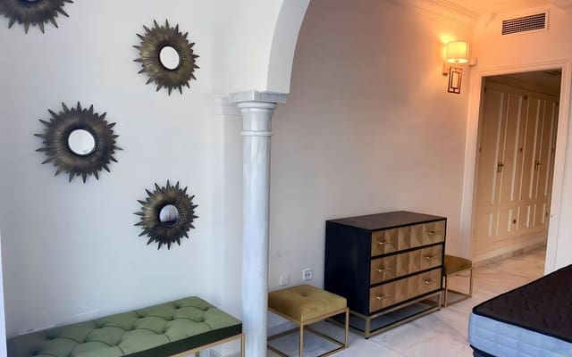 Apartamento de 2 habitaciones en Nueva Andalucia, Marbella en venta - 525.000 € (Ref: 9812191)