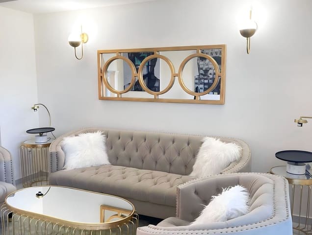 Apartamento de 2 habitaciones en Nueva Andalucia, Marbella en venta - 525.000 € (Ref: 9812191)