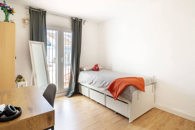 4 makuuhuone Omakotitalo myytävänä paikassa Atalaya-Isdabe, Estepona - 440 000 € (Ref: 9812194)
