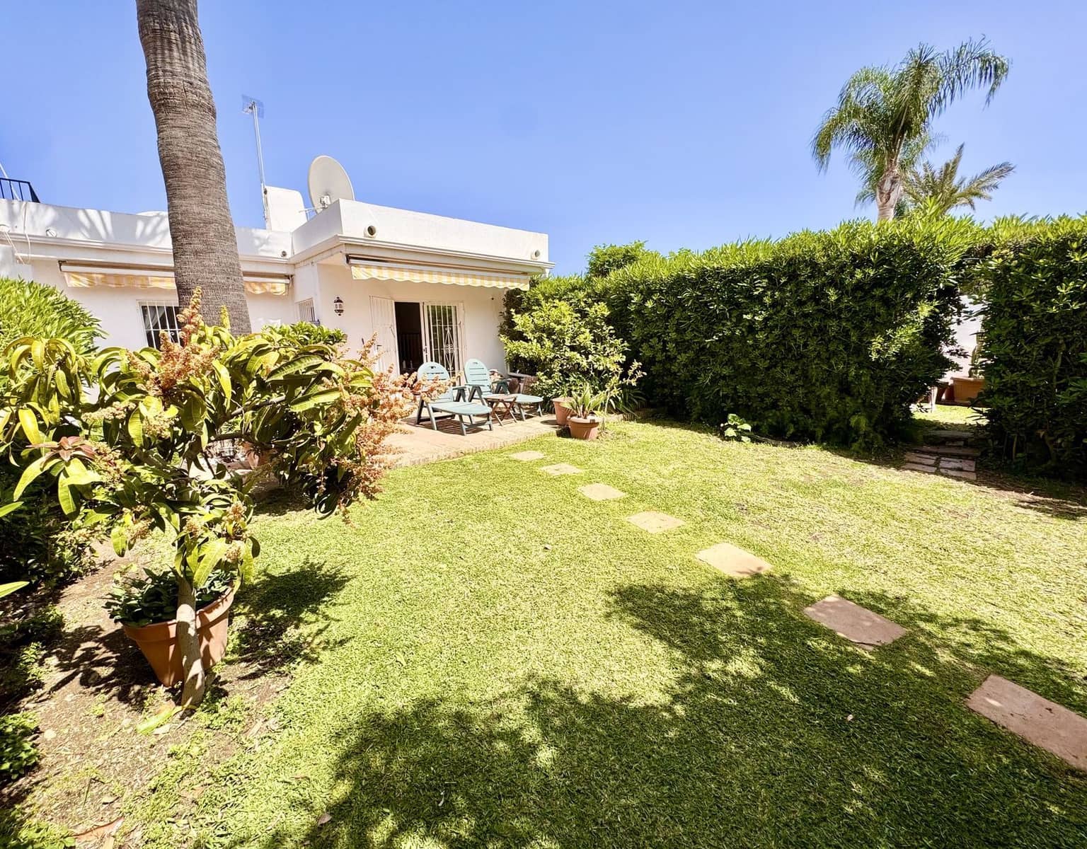 2 makuuhuone Paritalo myytävänä paikassa Nueva Andalucia - 775 000 € (Ref: 9812195)