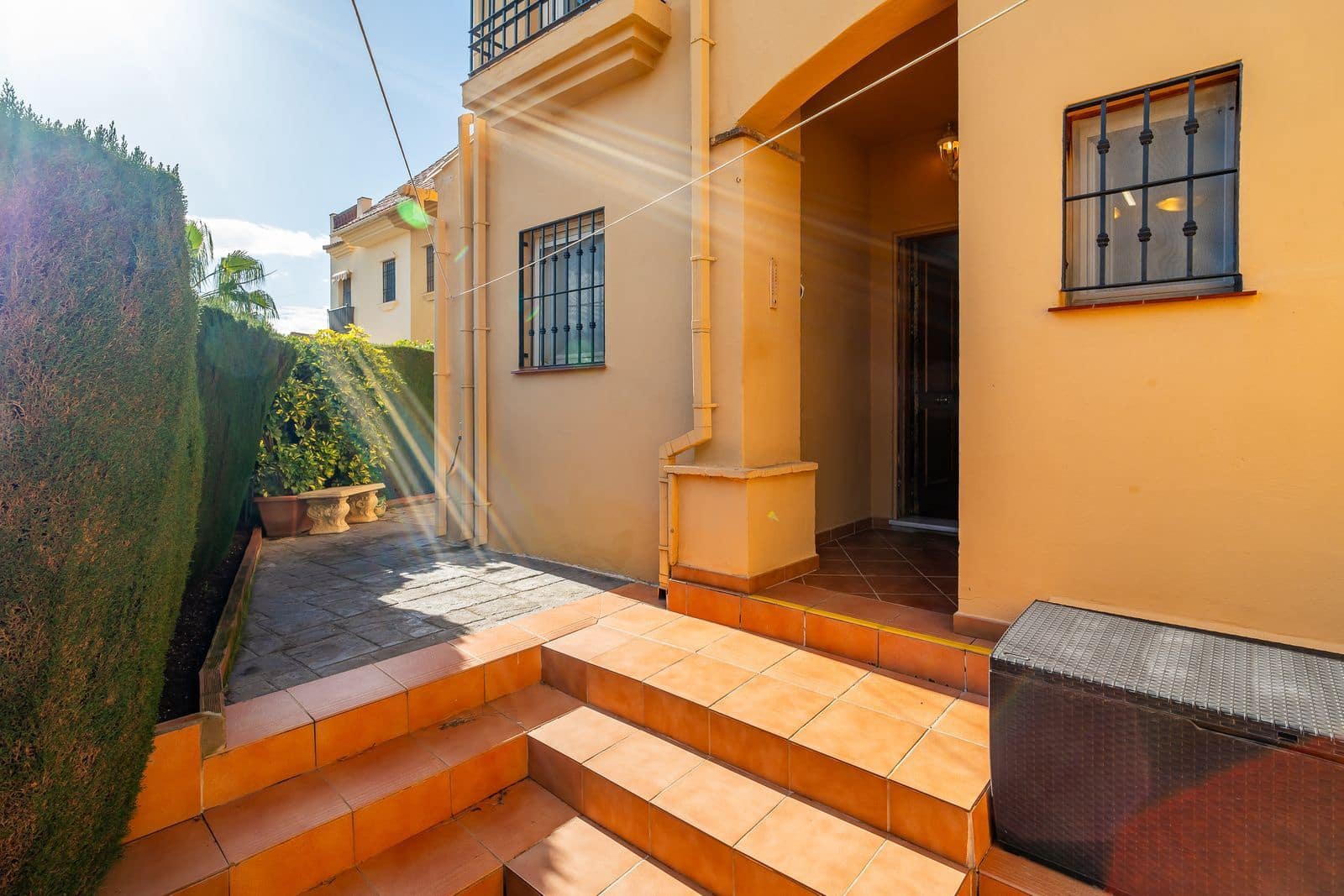 4 Zimmer Doppelhaus zu verkaufen in Riviera del Sol - 498.000 € (Ref: 9812197)