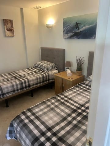 2 bedroom Apartment for sale in Elviria, Marbella - € 340,000 (Ref: 9812200)
