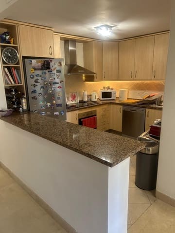 2 bedroom Apartment for sale in Elviria, Marbella - € 340,000 (Ref: 9812200)