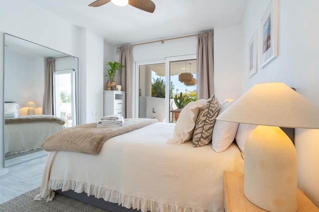 2 makuuhuone Huoneisto myytävänä paikassa Nueva Andalucia, Marbella - 795 000 € (Ref: 9812202)